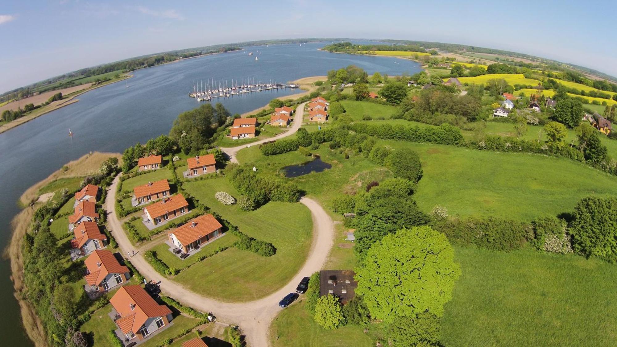 Schlei Resort Marina Huelsen Kosel Exterior photo
